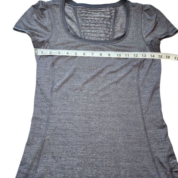 Lululemon Back On Track Short Sleeve Tech - Coal - Picture 7 of 9